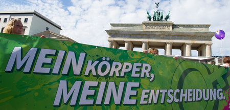 Demonstration in Berlin für das reproduktive Selbstbestimmungsre... Demonstration in Berlin für das reproduktive Selbstbestimmungsre...