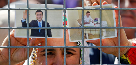 Eine Unterstützerin des früheren HDP-Kovorsitzenden Demirtas 201... Eine Unterstützerin des früheren HDP-Kovorsitzenden Demirtas 201...