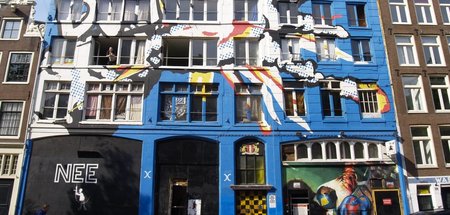 Ein Haus in Amsterdam, das früher einmal besetzt war