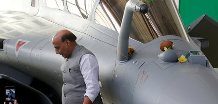 DASSAULT-INDIA.JPG
