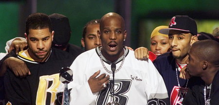 Vor dem Fall: DMX (M.) bei einer Preisverleihung 1999 im Kreise ...