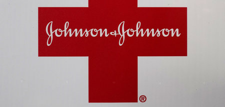 Johnson_amp_Johnson_69135503.jpg