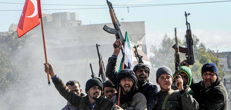 Milizionäre der »Freien Syrischen Armee« in Asas, Syrien, nahe d...