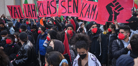 1__Mai_Demonstration_69277889.jpg