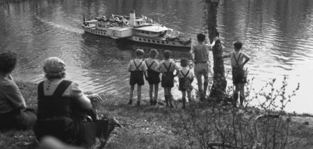Unbeschwert: Kinder im Clara-Zetkin-Park in Leipzig, 1955