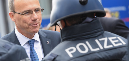 Der hessische Innenminister Peter Beuth (CDU) bei der Polizeiaka...