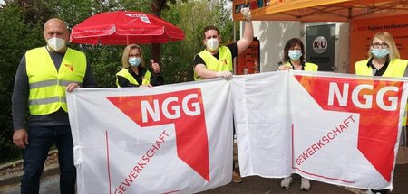 Protest vor Backstube: NGG-Mitglieder wollen mehr Gehalt und Tar...