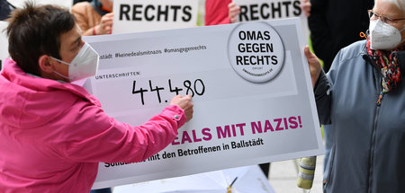 Omas_gegen_Rechts_ue_69433464.jpg