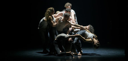 Tapsen und turnen: Der Circa Contemporary Circus versucht sich a...