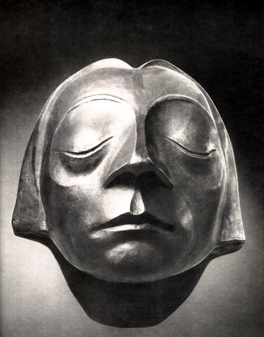 Kopf des Güstrower Ehrenmals (Bronze, 1927), Güstrow; als Leihga... Kopf des Güstrower Ehrenmals (Bronze, 1927), Güstrow; als Leihga...