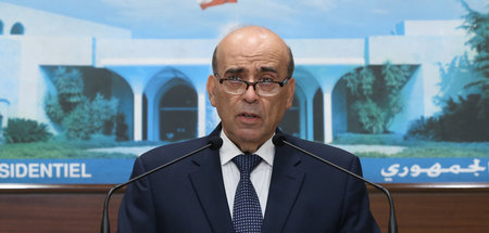 Charbel Wehbe spricht am Mittwoch auf einer Pressekonferenz, nac