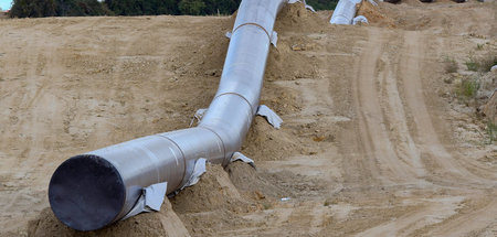 Endspurt: Es fehlen nur noch ein paar Meter der Pipelinetrasse b... Endspurt: Es fehlen nur noch ein paar Meter der Pipelinetrasse b...