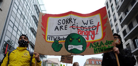 Studierende demonstrieren für Soforthilfen in der Coronazeit