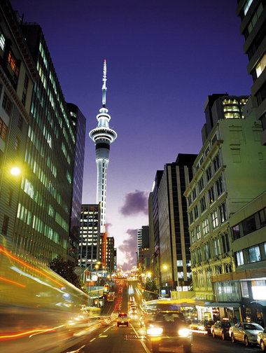 Abenddämmerung in Auckland, Neuseelands größte Stadt: Viel Glas
... Abenddämmerung in Auckland, Neuseelands größte Stadt: Viel Glas
...