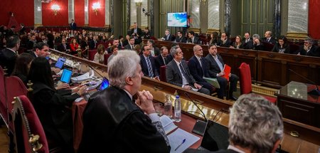 Gerichtsverfahren gegen die zwölf katalanischen Politiker und Ak... Gerichtsverfahren gegen die zwölf katalanischen Politiker und Ak...