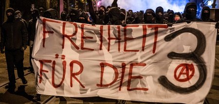 Solidarität folgt: Spontandemonstration nach der Festnahme von L...