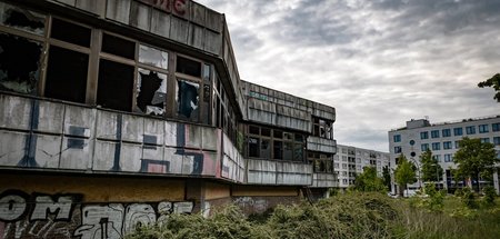 Das ehemalige Sporthotel Hohenschönhausen wird als möglicher Sta...