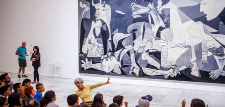 Selbst ein Gemälde, das, wie Picassos »Guernica«, von Schrecklic...