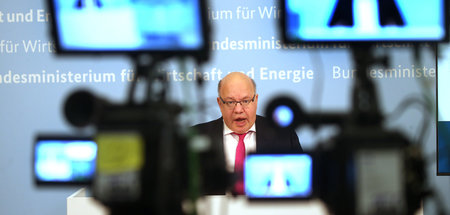 Wirtschaftsminister_69664282.jpg