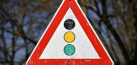 Schwarz-gelb-grün: In Sachsen-Anhalt lässt sich eine Ampel künft... Schwarz-gelb-grün: In Sachsen-Anhalt lässt sich eine Ampel künft...