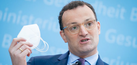 »Schutzschirm der Pharmalobbyisten«: Jens Spahn (CDU)
