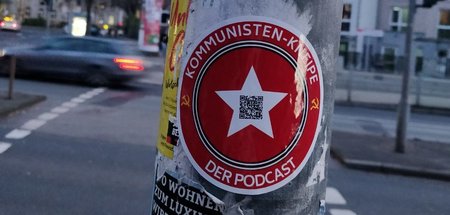 Ein explizit kommunistischer Podcast, der nicht an eine Organisa...