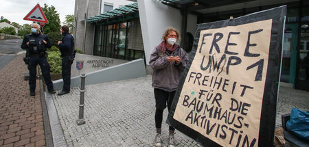 Solidemo vor dem Amtsgericht Alsfeld für die »Unbekannte weiblic