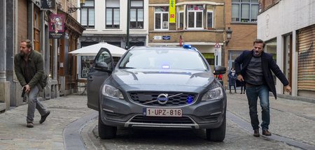 Bob Franck und Samuel Leroy haben das geortete Auto von Patricia...