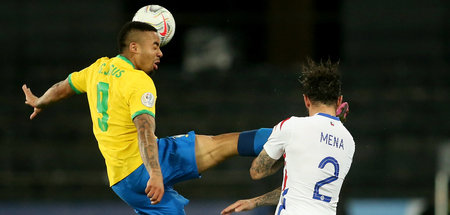 Zurück in die 80er: Gabriel Jesus (l.) lässt es krachen (2.7.202... Zurück in die 80er: Gabriel Jesus (l.) lässt es krachen (2.7.202...