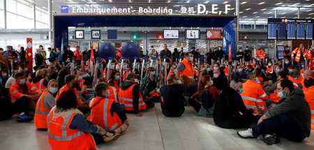Wirksame Demonstration: Sit-in von Teilen der Belegschaft in der...