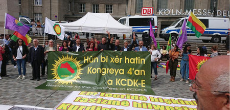 E6BkQLqXEAsBQO3 Kopie.jpg