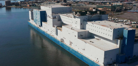 Ort der Folter: Das Gefängnisschiff Vernon C. Bain Correctional ...