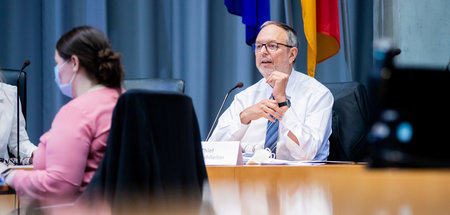 Bundeswahlausschuss_70099433.jpg