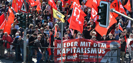Karl_Marx_Statue_ent_57218676.jpg