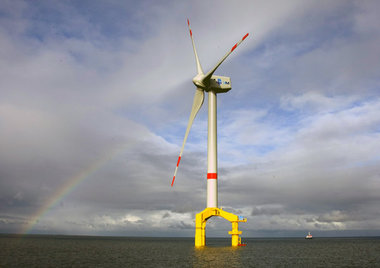 Pilotanlage vor Borkum. 2009 sollen insgesamt 80 solcher 5-Megaw...
