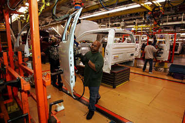 Produktion bei Ford – die US-Automobilkonzerne stecken in der ti...