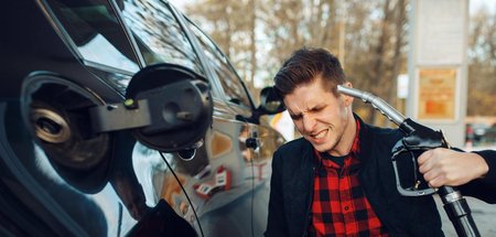Autofahrer ärgern sich über höherer Spritpreise Autofahrer ärgern sich über höherer Spritpreise