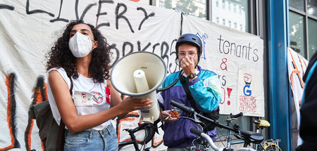 Widerstand organisieren: Jakob vom Gorillas Workers Collective b... Widerstand organisieren: Jakob vom Gorillas Workers Collective b...