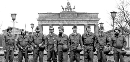 Der Kampfgruppenzug des Verlags Junge Welt 1986 anlässlich des 2...