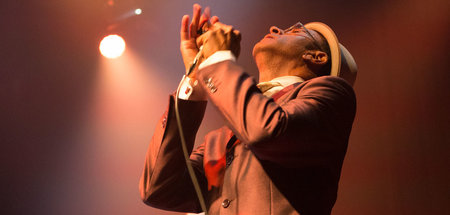 Unbestimmtes Leid: Shawn Amos verteilt mehr, als er hat