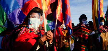 Traditionelle Feier am 21. Juni zum Neujahr der Aymara in Tiwana...