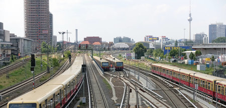 Die Gewerkschaft ist gegen die Zerschlagung der Berliner S-Bahn,...