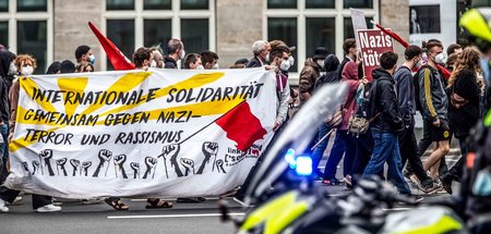 Die Demonstration gegen rechte Strukturen zog am Sonntag durch D...
