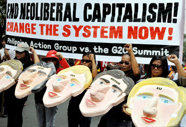 Systemwechsel jetzt – Protestaktion vor der US-Botschaft in der ...