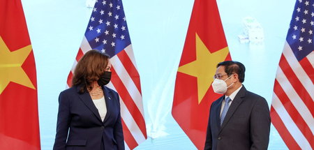 Im Grunde geht es gegen China: US-Vizepräsidentin Kamala Harris ... Im Grunde geht es gegen China: US-Vizepräsidentin Kamala Harris ...