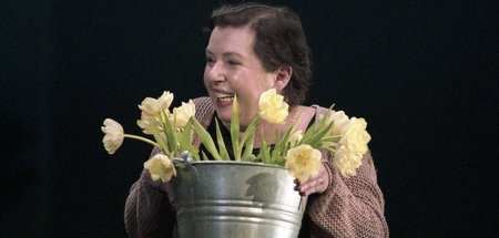 Simone von Zglinicki als Claire in Jean Genets »Die Zofen« am De...