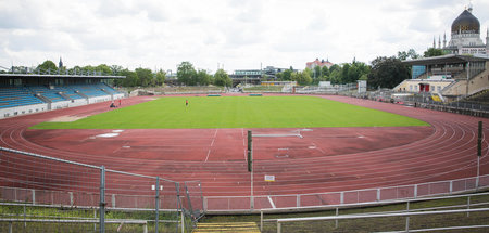 Soll bald weg, aber mit fetter Party: Heinz-Steyer-Stadion in Dr...