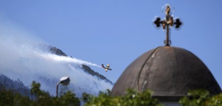 Damit trickst man nicht: Waldbrände in Griechenland (Vilia, 23.8