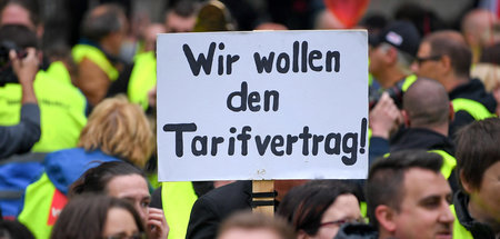 Tarifvertrag_70834705.jpg