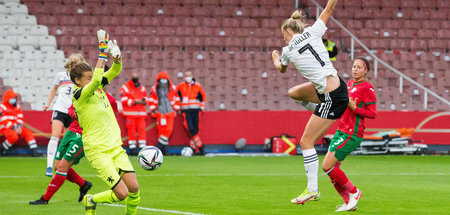 Hat sich in den Vordergrund gespielt: Lea Schüller vom FC Bayern...